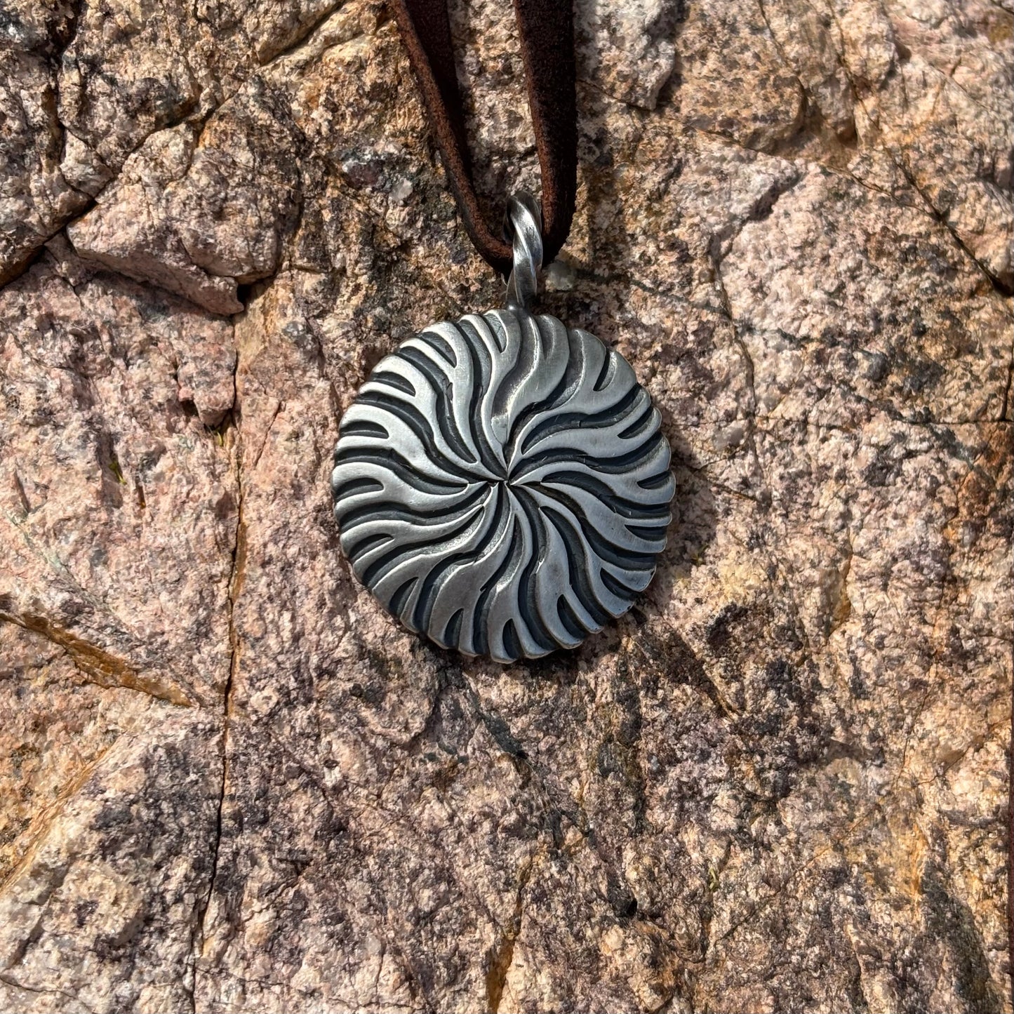 Silver Swirl Pendant