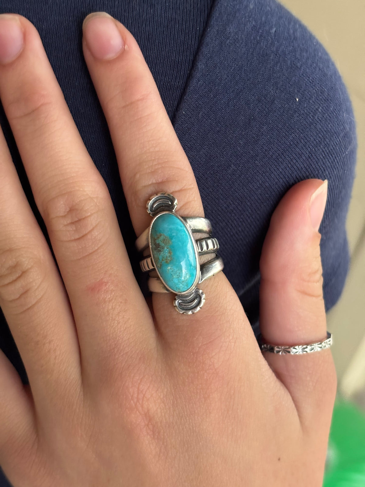 Poquito Ridge triple shank ring