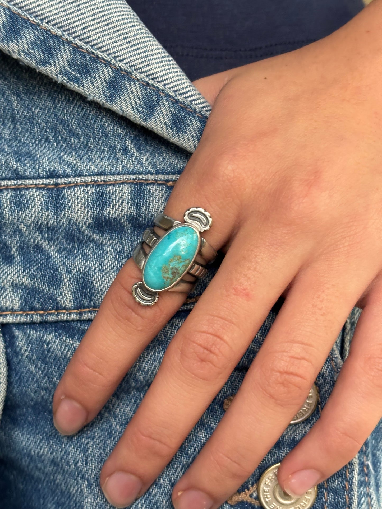 Poquito Ridge triple shank ring