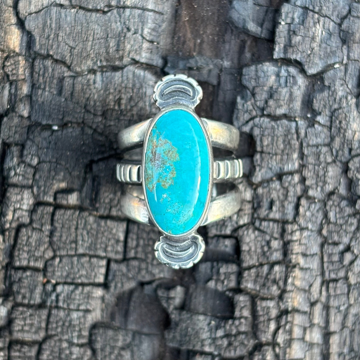 Poquito Ridge triple shank ring